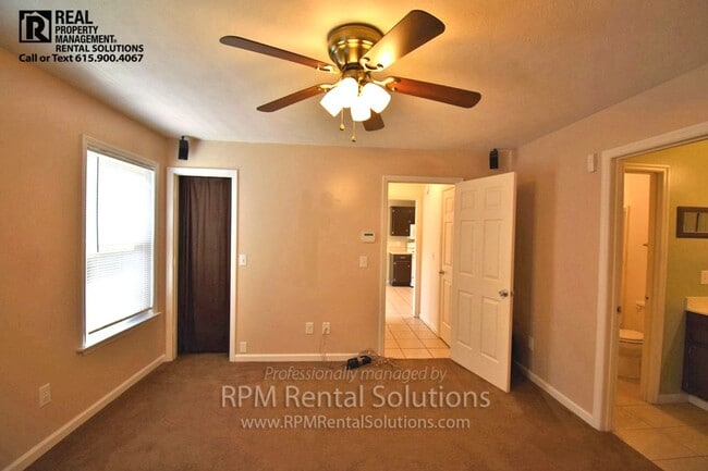 Building Photo - 3BR/2BA in LaVergne w/ 2-car garage, fenced in backyard, walk to Percy Priest Lake!