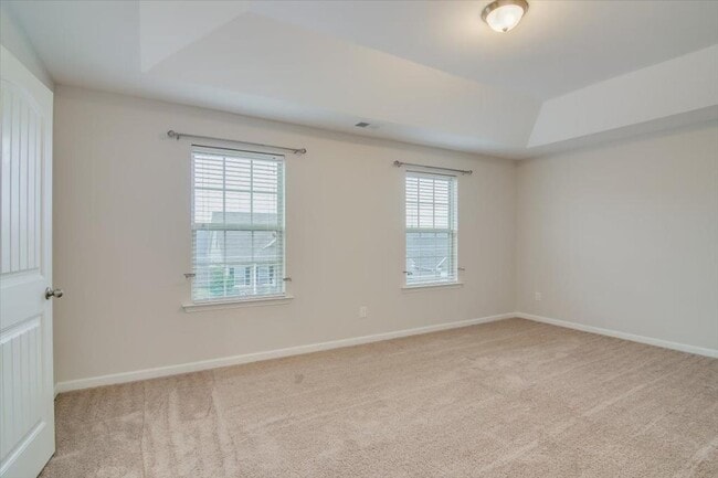 Building Photo - 173 Tahoe Drive