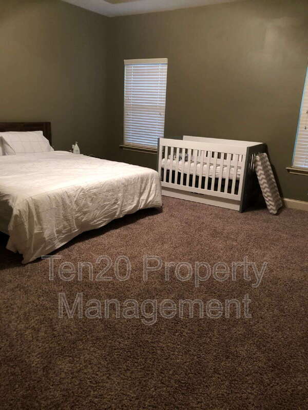 Building Photo - 2 Golden Eagle Ct