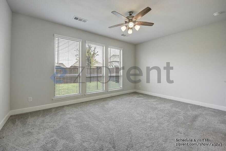 Building Photo - 1707 Swayback Ln
