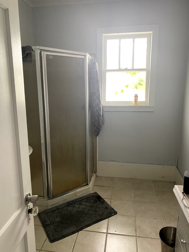 Building Photo - 3 Bedroom 2 Bath Walking Distance to La Tech