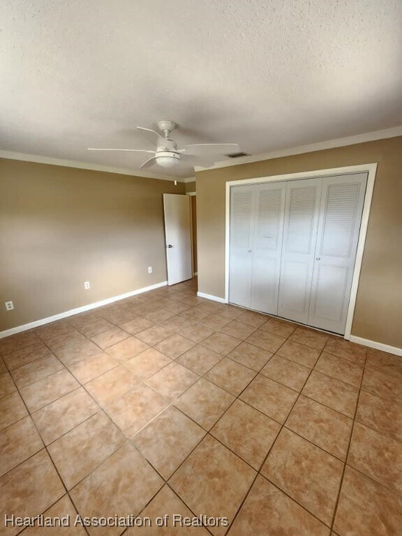 Building Photo - 2636 Queenswood Dr