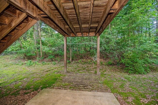 Building Photo - 68 Lantern Ln