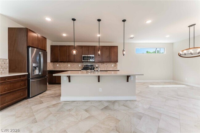 Building Photo - 6933 Whisper Canyon Pl