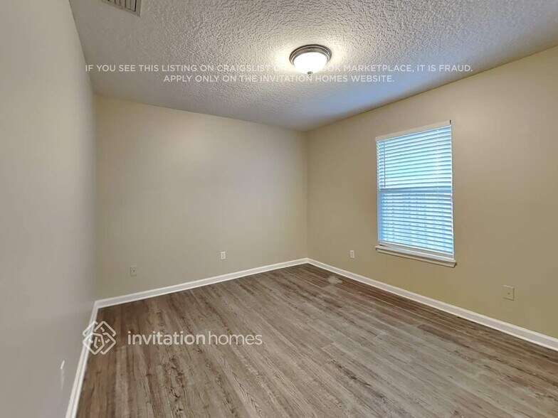 Building Photo - 13948 Bradley Cove Rd