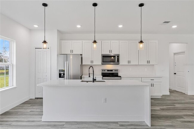 Building Photo - 3041 SW 168th Loop