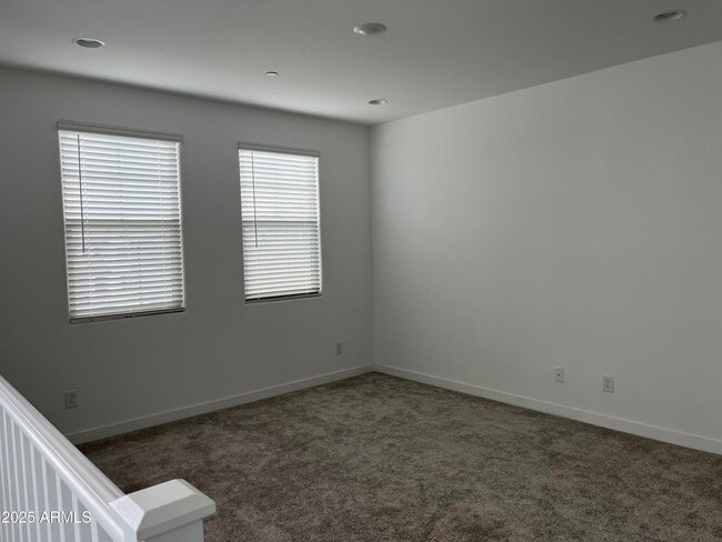 Building Photo - 663 S Beebe St
