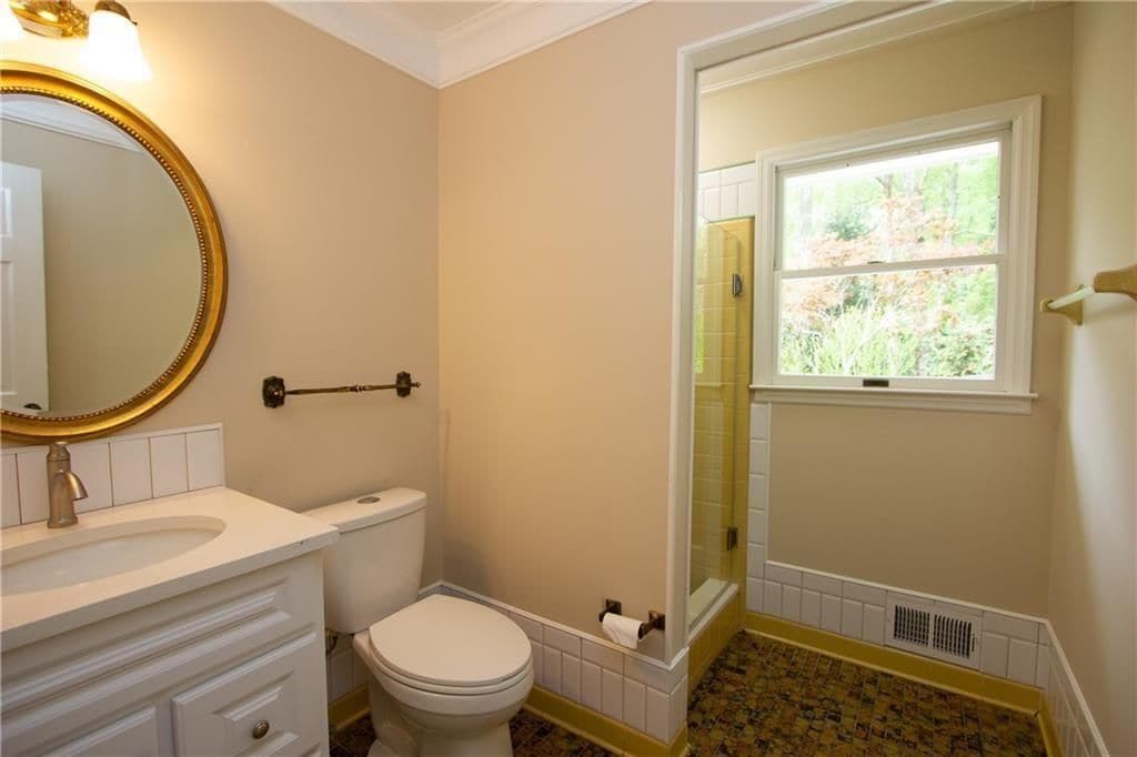 Building Photo - 1365 Timberland Dr