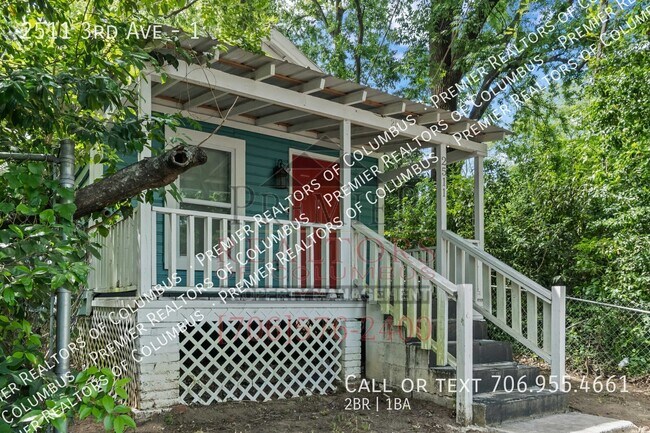 Building Photo - 2511 3rd Ave