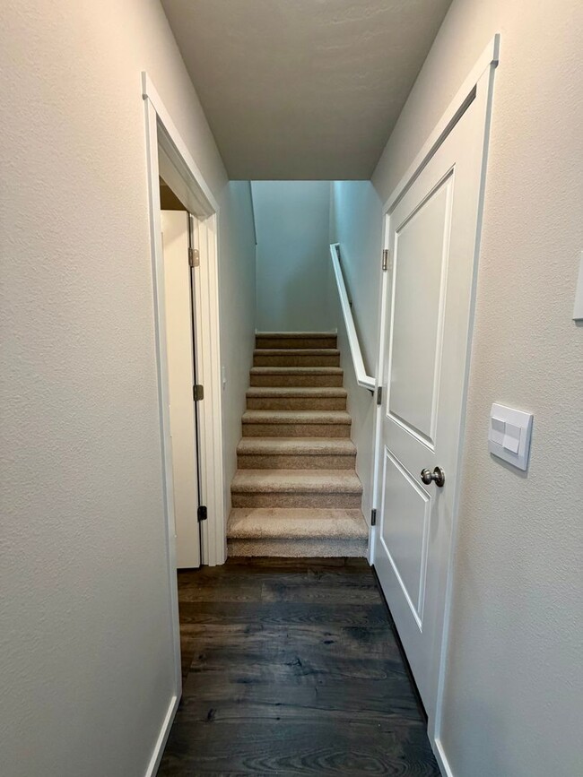 Building Photo - Brand New Construction! 3 Bed + Loft, 2.5 Bath