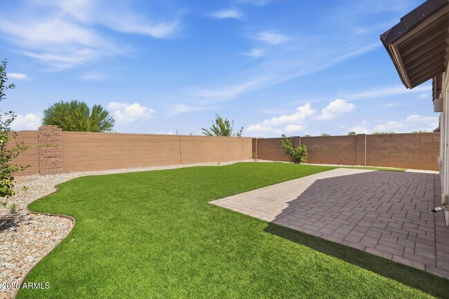 Building Photo - 12168 E Sunflower Ln
