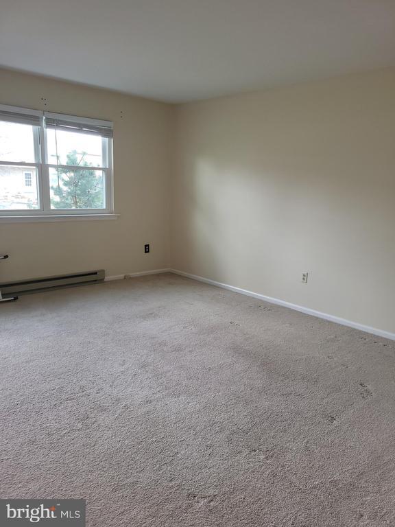 Building Photo - 65 Pennypacker Dr