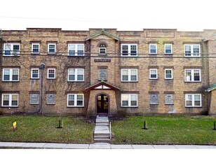 Building Photo - 415 Probasco St