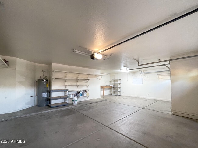 Building Photo - 4645 E Kelly Dr
