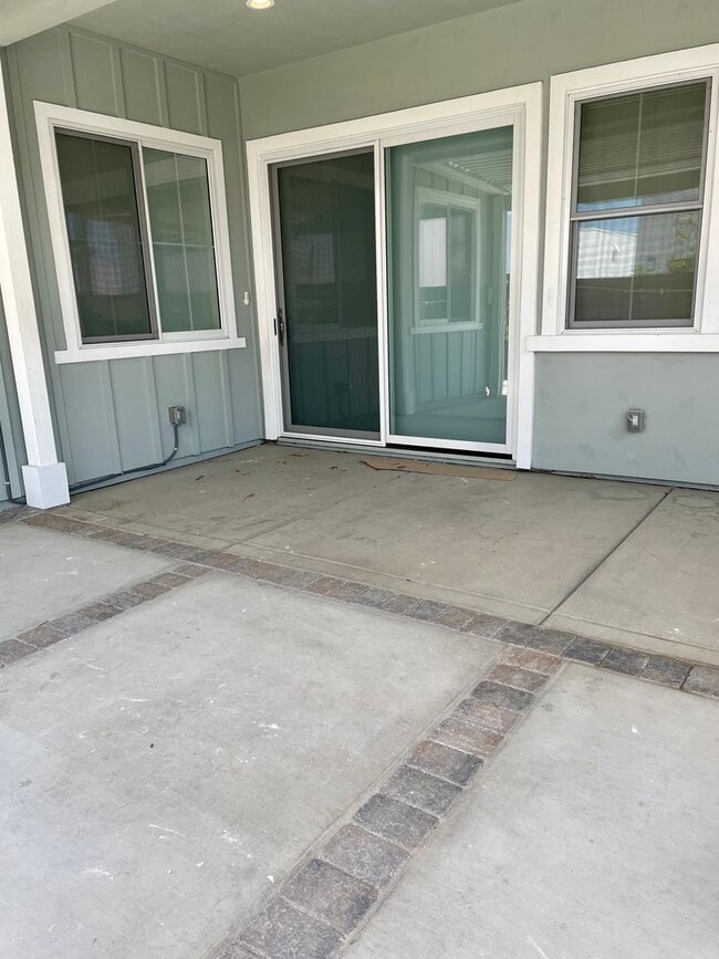 Building Photo - Wow! Custom Built Smart Home in Sutter Par...