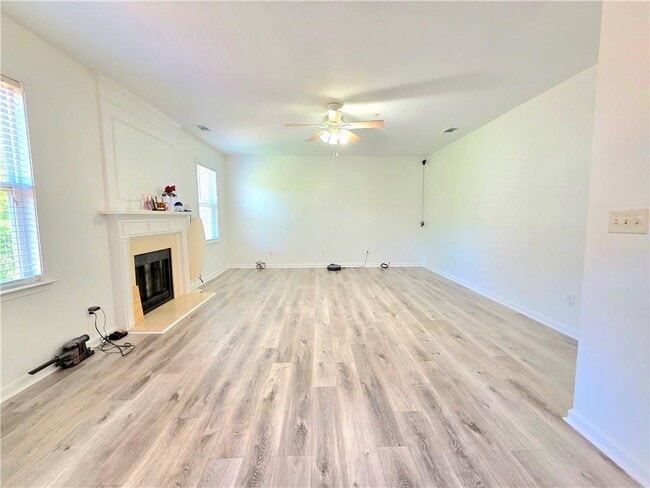 Building Photo - 1140 Foxcroft Dr