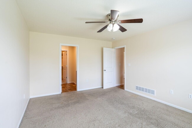 Building Photo - 104 Copper Mountain Dr