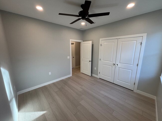 Building Photo - Stunning New Build in Central Manhattan! Available NOW!