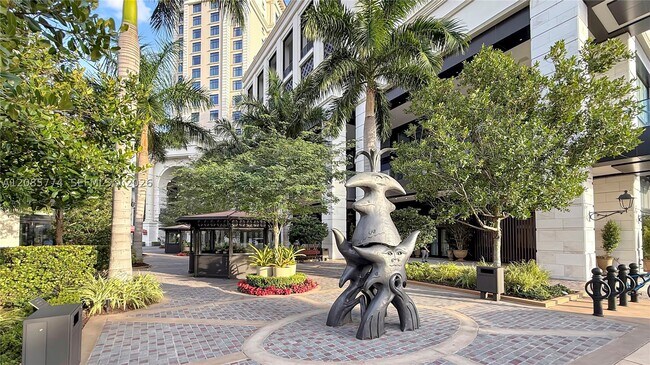 Building Photo - 3128 Coconut Grove Dr