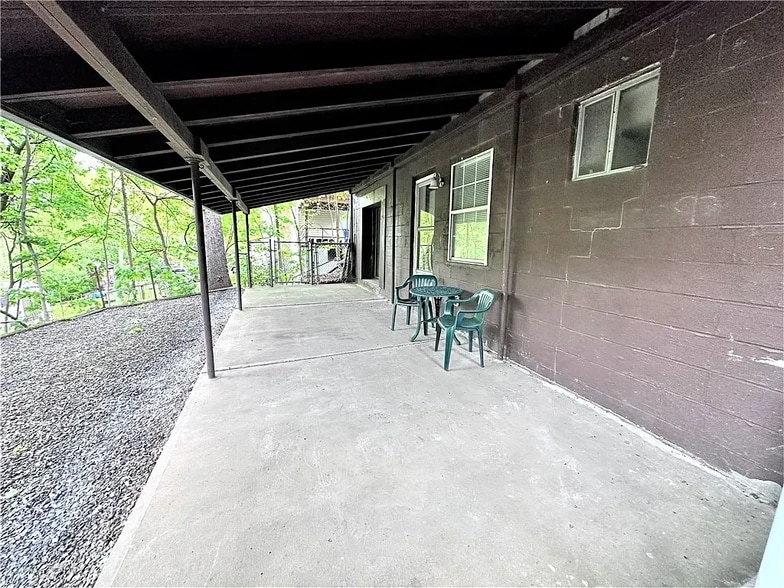 Back pirch - 2612 Louisiana Ave