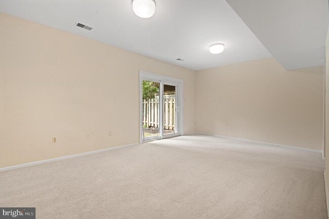 Building Photo - 11740 Stonegate Ln