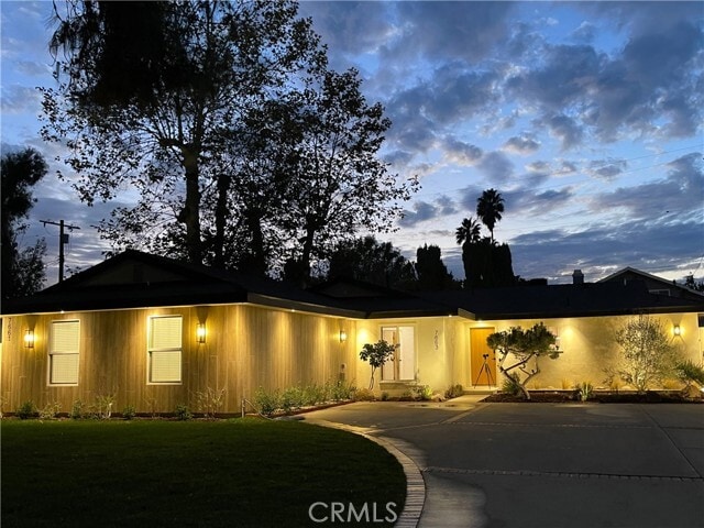 Building Photo - 7663 Sedan Ave