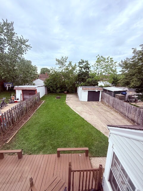 Building Photo - 13614 Sherry Ave