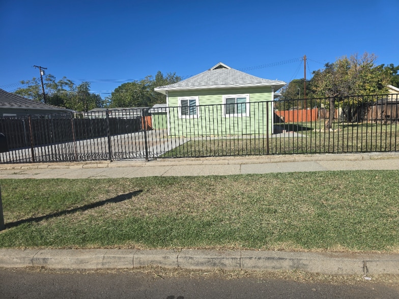 Primary Photo - 333 N 4th St