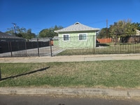 Building Photo - 333 N 4th St