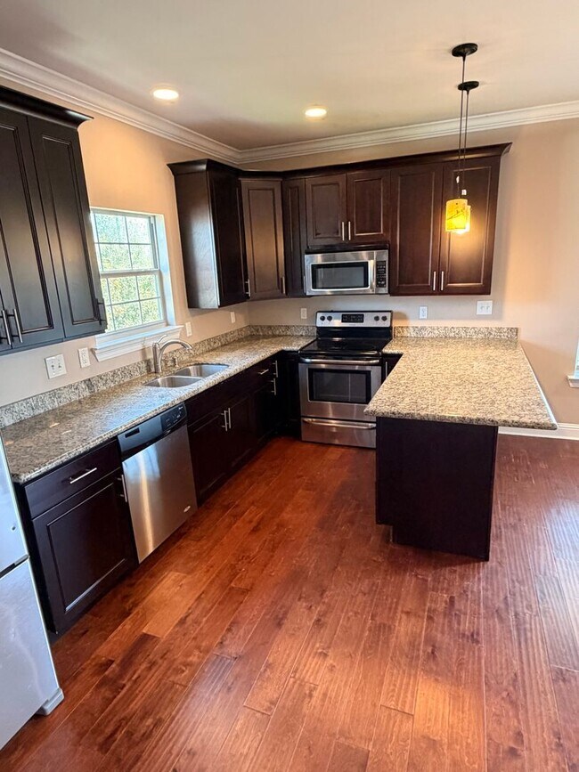 Building Photo - 5748-5748 Cameron Blvd