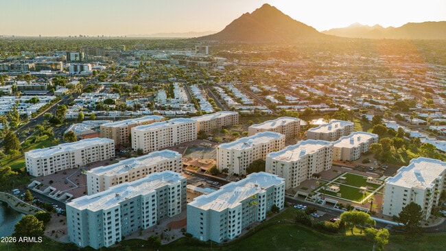 Building Photo - 7830 E Camelback Rd