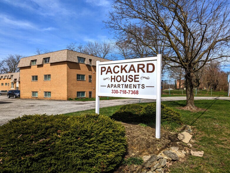 Packard House 1379 Mahoning Ave Warren OH 44483 Apartment Finder