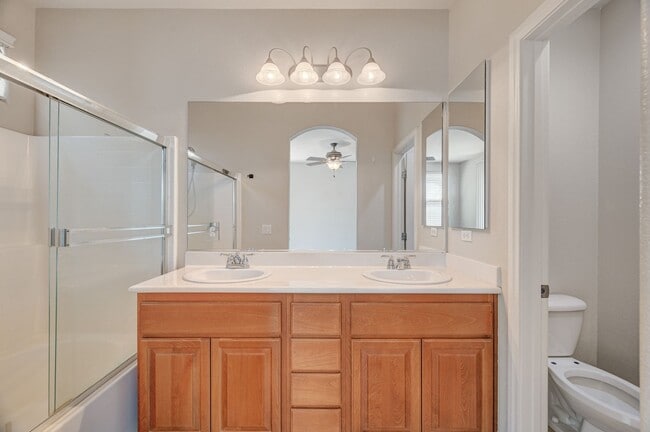 Building Photo - Single Story Single Family Home in Gated Community within N Las Vegas