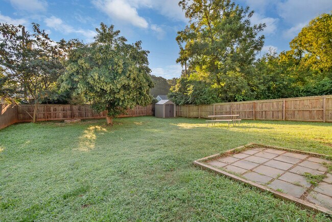 Building Photo - LIVE CLOSE TO THE ACTION — Modern 3-Bedroom Rental in Charlotte’s Reid Park!