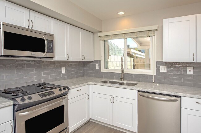 Building Photo - 6841 E Osborn Rd