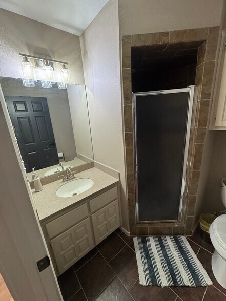 Back bath with shower - 5501 Chimney Rock Rd
