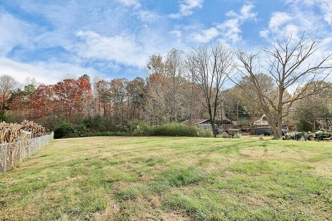Building Photo - 8428 Clear Meadow Ln