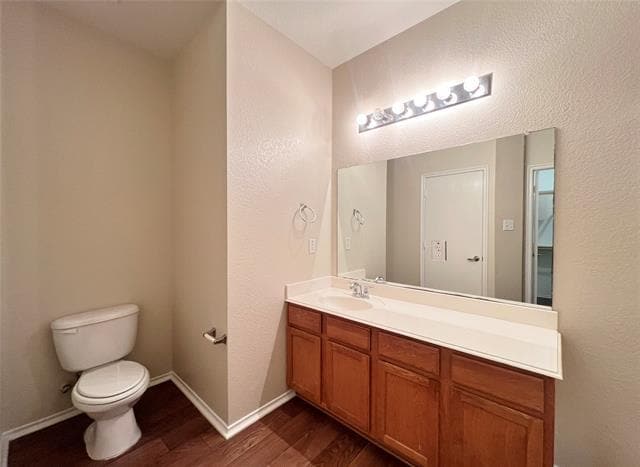 Building Photo - 2204 Stonebrook Ln
