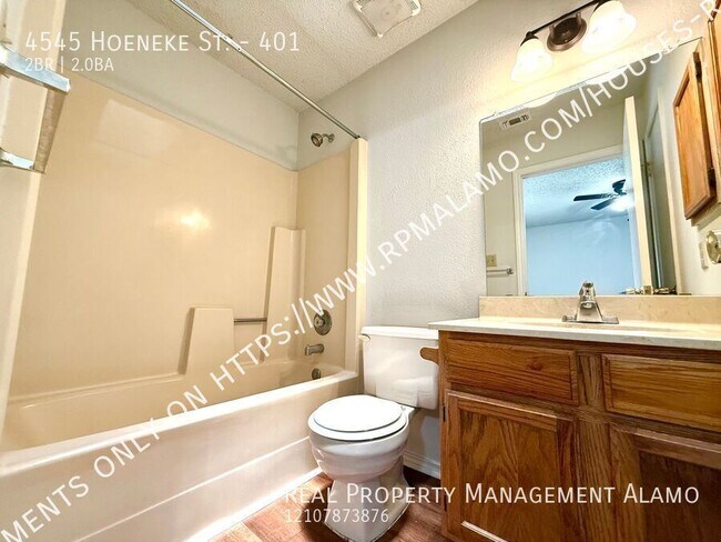 Building Photo - 4545 Hoeneke Dr