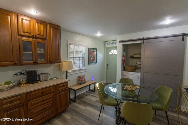 Building Photo - 720 Gheens Ave