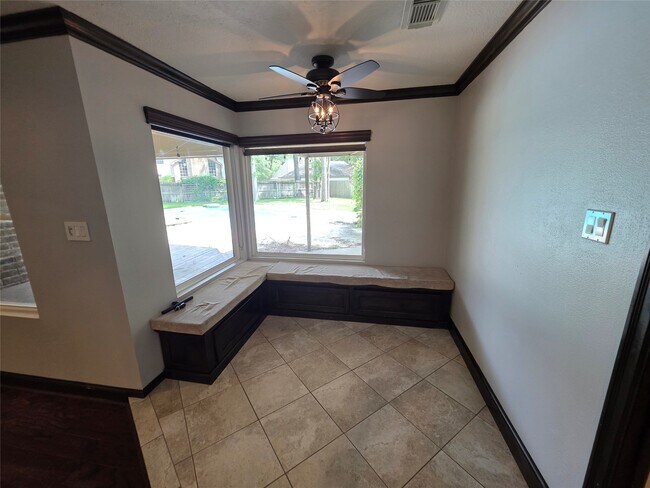 Building Photo - 16806 Sandypine Cir