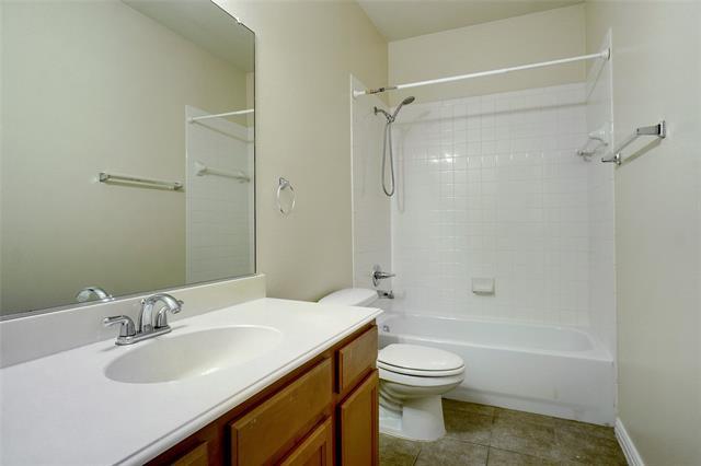 Building Photo - 2524 Jacobson Dr