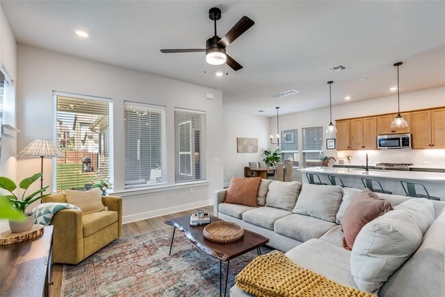 Building Photo - 5808 Rangeland Rd