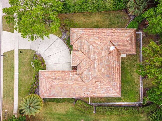 Building Photo - Spacious 4-Bed Home in Magnolia Plantation...
