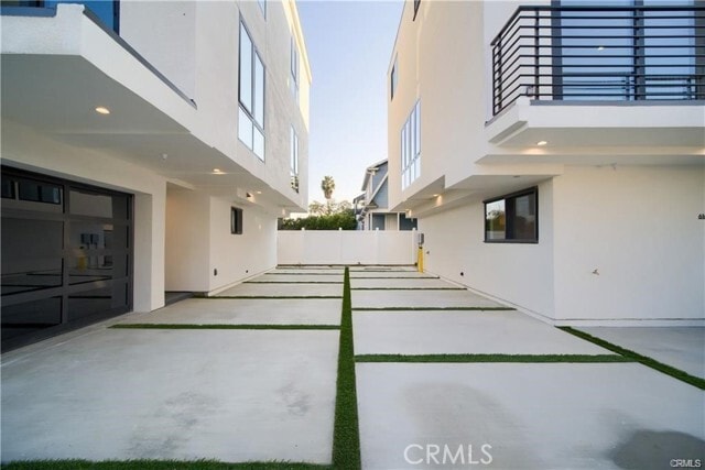 Building Photo - 618 Mariposa Ave