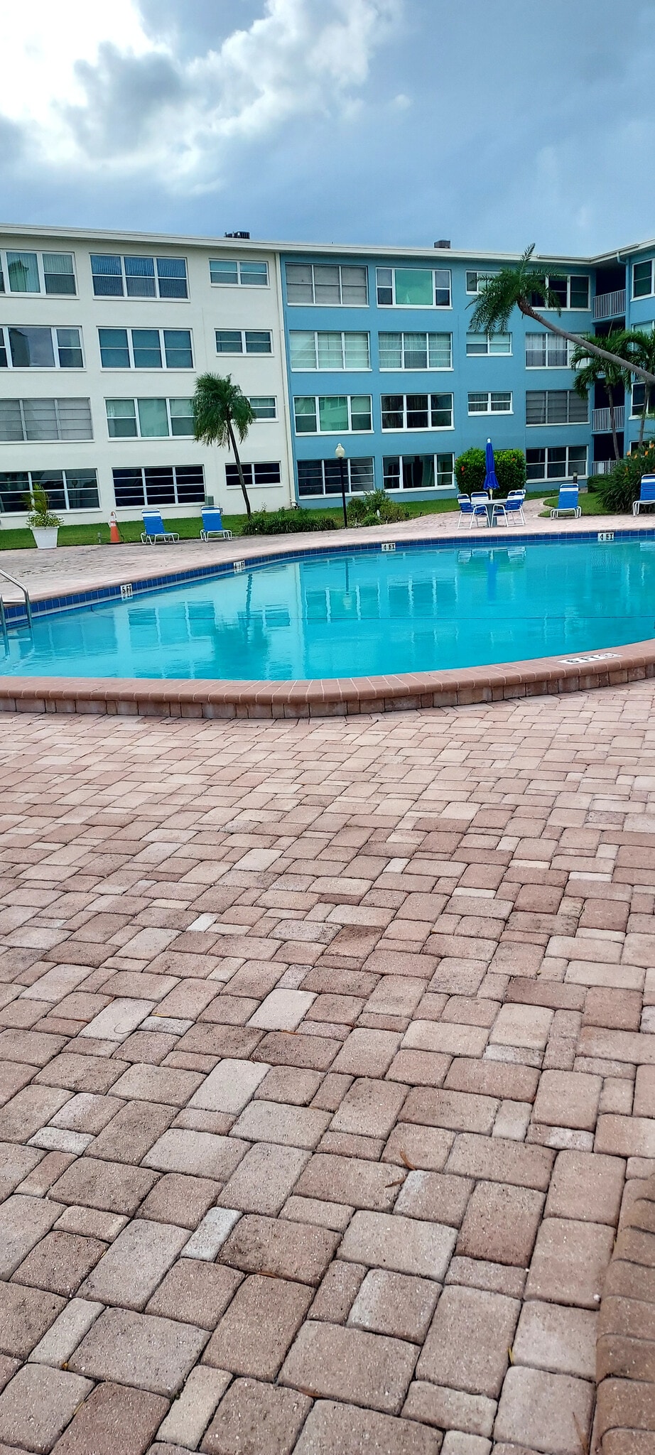 Building Photo - 6201 2nd St E