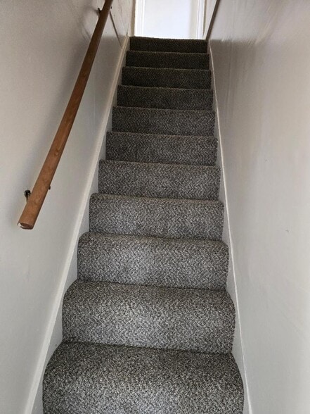 Building Photo - 310 Reed Ave