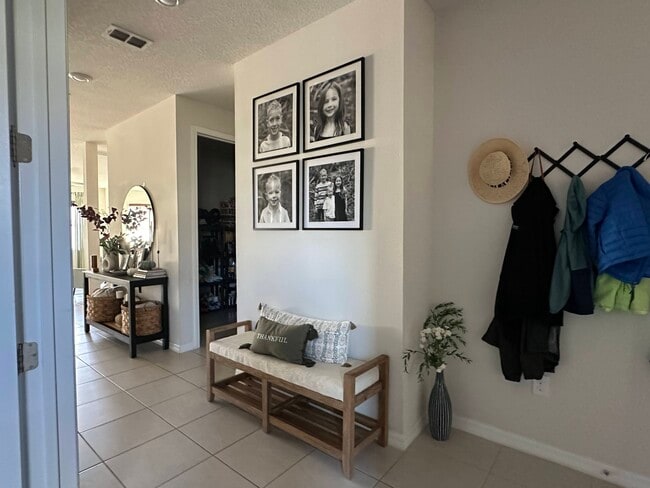 Building Photo - 10843 Rolling Moss Rd