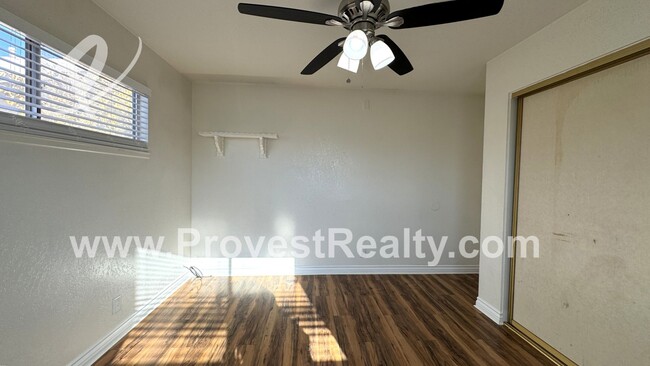 Building Photo - 2 Bedroom 2 Bathroom Spring Valley Lake Ho...