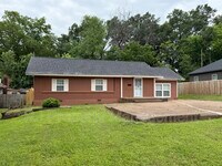 Building Photo - 3215 Barron Ave
